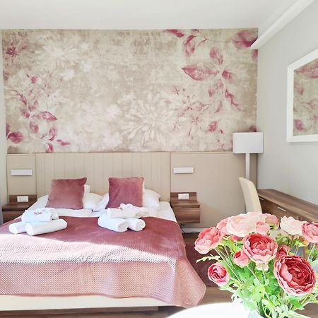 Spa Residence Carbona Mona Lila Apartman Heviz Exterior photo